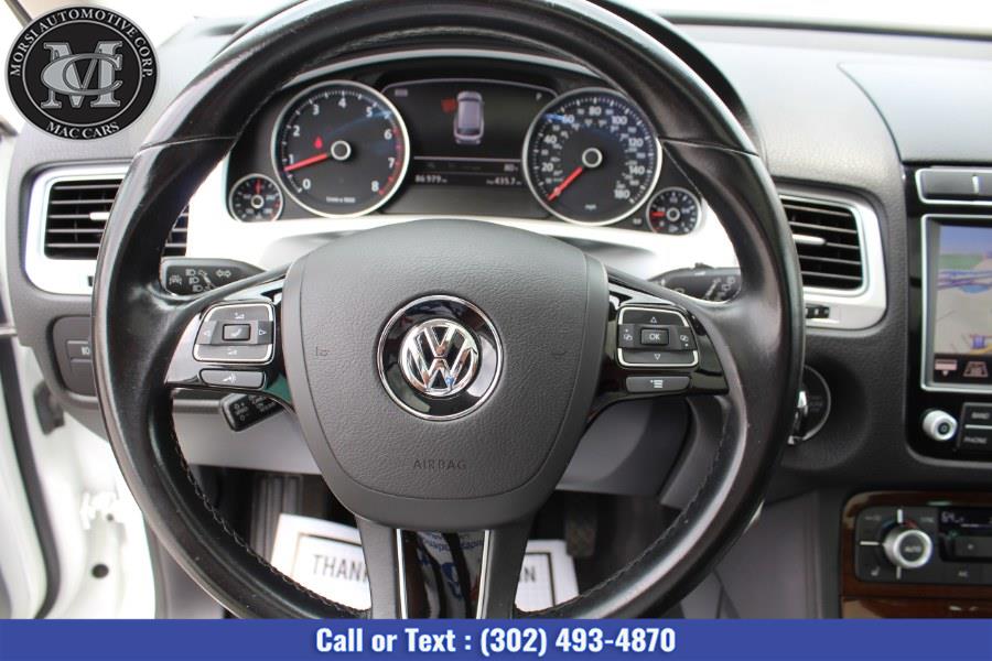 Used Volkswagen Touareg 4dr V6 Lux 2015 | Morsi Automotive Corp. New Castle, Delaware Used Volkswagen Touareg 4dr V6 Lux 2015 | Morsi Automotive Corp. New Castle, Delaware