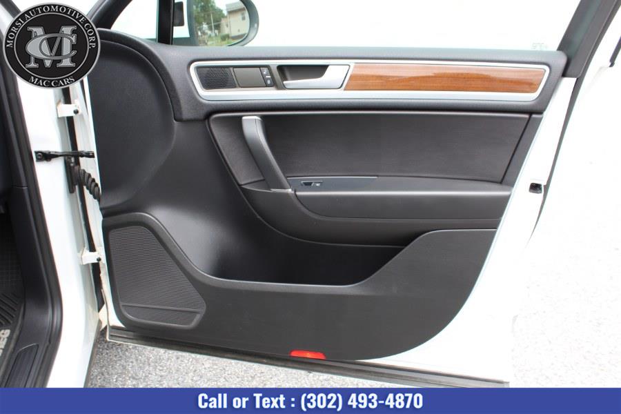 Used Volkswagen Touareg 4dr V6 Lux 2015 | Morsi Automotive Corp. New Castle, Delaware Used Volkswagen Touareg 4dr V6 Lux 2015 | Morsi Automotive Corp. New Castle, Delaware
