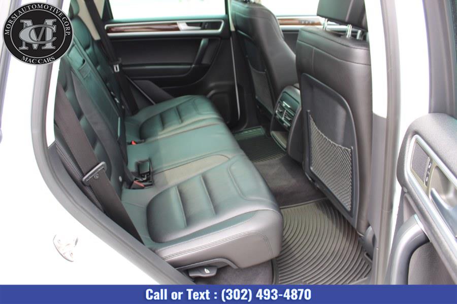 Used Volkswagen Touareg 4dr V6 Lux 2015 | Morsi Automotive Corp. New Castle, Delaware Used Volkswagen Touareg 4dr V6 Lux 2015 | Morsi Automotive Corp. New Castle, Delaware