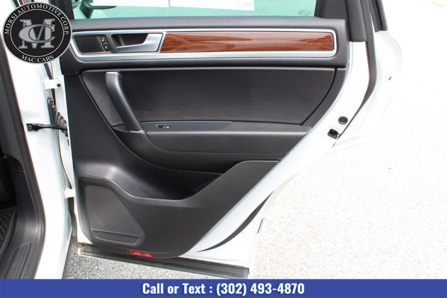 Used Volkswagen Touareg 4dr V6 Lux 2015 | Morsi Automotive Corp. New Castle, Delaware Used Volkswagen Touareg 4dr V6 Lux 2015 | Morsi Automotive Corp. New Castle, Delaware