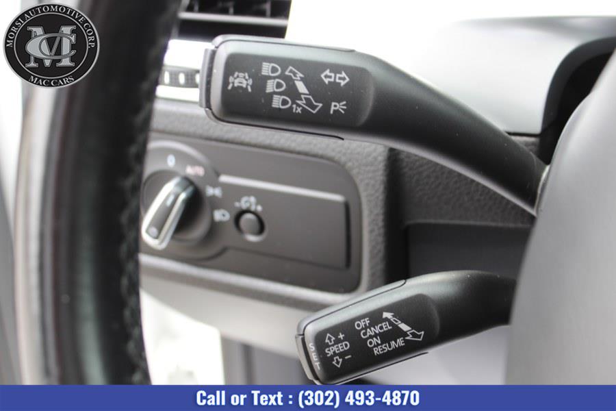 Used Volkswagen Touareg 4dr V6 Lux 2015 | Morsi Automotive Corp. New Castle, Delaware Used Volkswagen Touareg 4dr V6 Lux 2015 | Morsi Automotive Corp. New Castle, Delaware