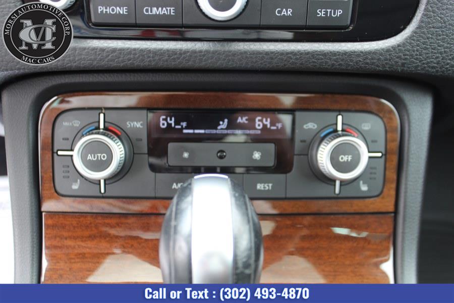 Used Volkswagen Touareg 4dr V6 Lux 2015 | Morsi Automotive Corp. New Castle, Delaware Used Volkswagen Touareg 4dr V6 Lux 2015 | Morsi Automotive Corp. New Castle, Delaware