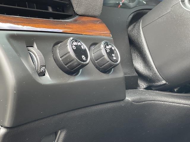 Used Cadillac Escalade Esv Premium 2018 | Blasius of Danbury. Danbury, Connecticut Used Cadillac Escalade Esv Premium 2018 | Blasius of Danbury. Danbury, Connecticut