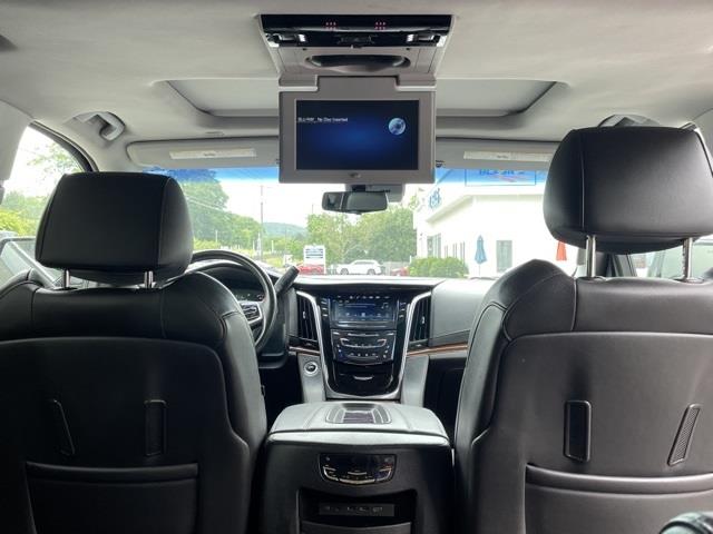 Used Cadillac Escalade Esv Premium 2018 | Blasius of Danbury. Danbury, Connecticut Used Cadillac Escalade Esv Premium 2018 | Blasius of Danbury. Danbury, Connecticut