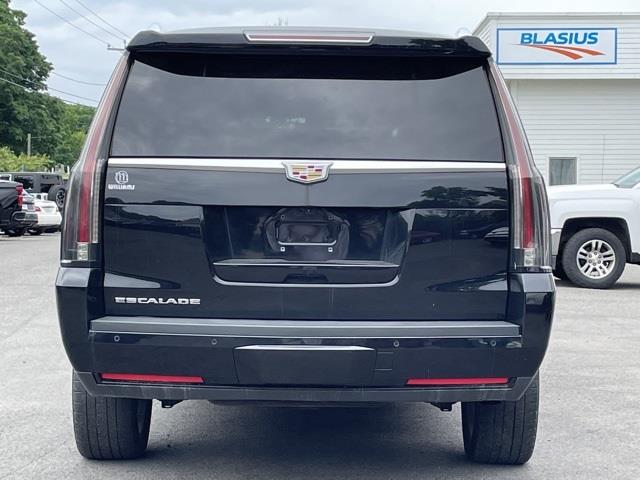 Used Cadillac Escalade Esv Premium 2018 | Blasius of Danbury. Danbury, Connecticut Used Cadillac Escalade Esv Premium 2018 | Blasius of Danbury. Danbury, Connecticut