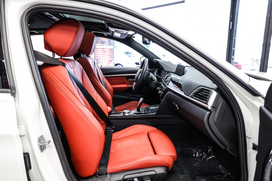 Used BMW 3 Series 330i xDrive Sedan 2018 | 26 Motors Long Island. ELMONT, New York Used BMW 3 Series 330i xDrive Sedan 2018 | 26 Motors Long Island. ELMONT, New York
