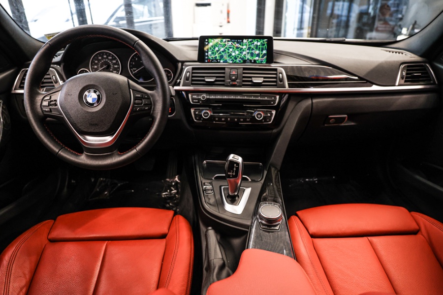 Used BMW 3 Series 330i xDrive Sedan 2018 | 26 Motors Long Island. ELMONT, New York Used BMW 3 Series 330i xDrive Sedan 2018 | 26 Motors Long Island. ELMONT, New York
