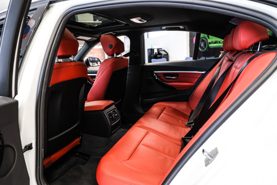Used BMW 3 Series 330i xDrive Sedan 2018 | 26 Motors Long Island. ELMONT, New York Used BMW 3 Series 330i xDrive Sedan 2018 | 26 Motors Long Island. ELMONT, New York