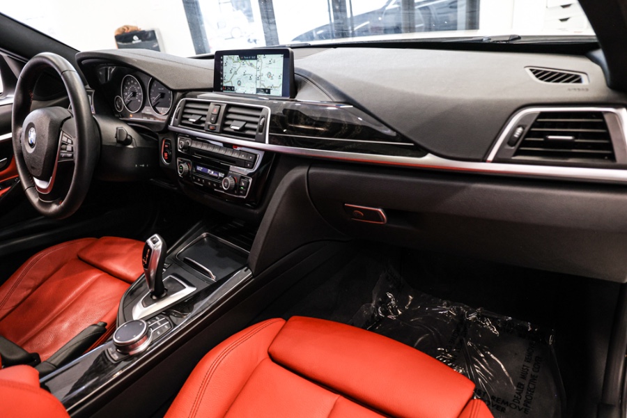 Used BMW 3 Series 330i xDrive Sedan 2018 | 26 Motors Long Island. ELMONT, New York Used BMW 3 Series 330i xDrive Sedan 2018 | 26 Motors Long Island. ELMONT, New York