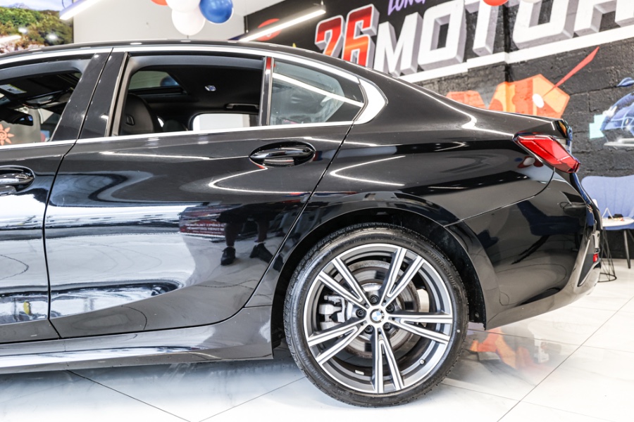 2019 BMW 3 Series 330i xDrive Sedan, available for sale in ELMONT, New York | 26 Motors Long Island. ELMONT, New York 2019 BMW 3 Series 330i xDrive Sedan, available for sale in ELMONT, New York | 26 Motors Long Island. ELMONT, New York