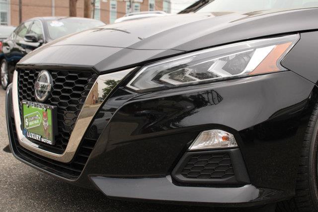 2019 Nissan Altima 2.5 SR, available for sale in Elmont, New York | NY Luxury Motors. Elmont, New York 2019 Nissan Altima 2.5 SR, available for sale in Elmont, New York | NY Luxury Motors. Elmont, New York