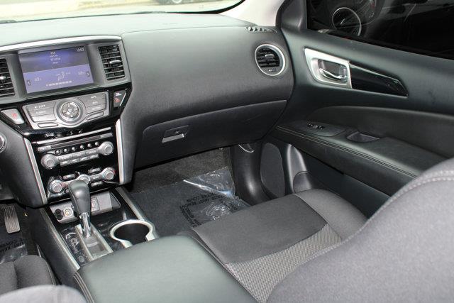 2018 Nissan Pathfinder SV, available for sale in Elmont, New York | NY Luxury Motors. Elmont, New York 2018 Nissan Pathfinder SV, available for sale in Elmont, New York | NY Luxury Motors. Elmont, New York