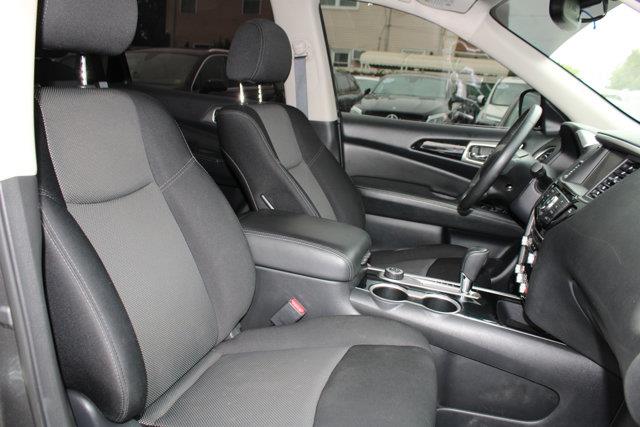 2018 Nissan Pathfinder SV, available for sale in Elmont, New York | NY Luxury Motors. Elmont, New York 2018 Nissan Pathfinder SV, available for sale in Elmont, New York | NY Luxury Motors. Elmont, New York