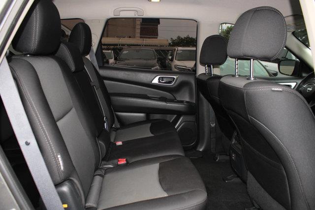 2018 Nissan Pathfinder SV, available for sale in Elmont, New York | NY Luxury Motors. Elmont, New York 2018 Nissan Pathfinder SV, available for sale in Elmont, New York | NY Luxury Motors. Elmont, New York