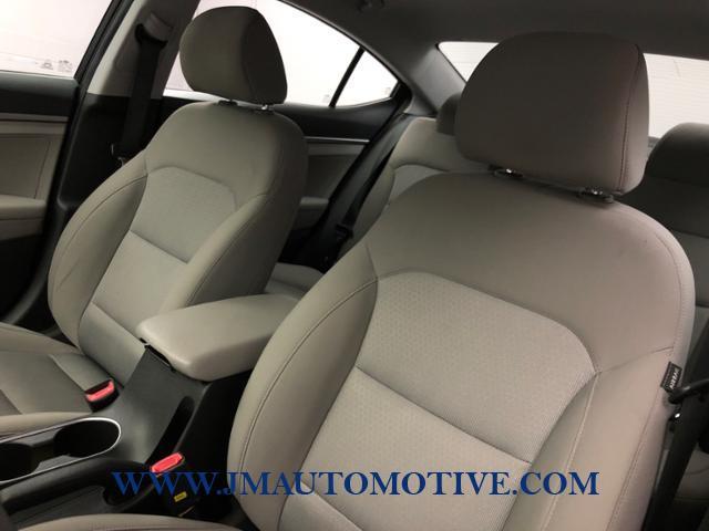 2017 Hyundai Elantra SE 2.0L Manual, available for sale in Naugatuck, Connecticut | J&M Automotive Sls&Svc LLC. Naugatuck, Connecticut 2017 Hyundai Elantra SE 2.0L Manual, available for sale in Naugatuck, Connecticut | J&M Automotive Sls&Svc LLC. Naugatuck, Connecticut