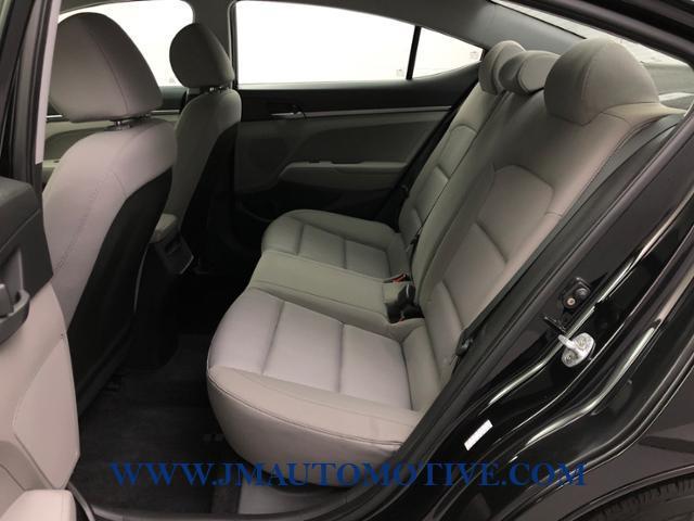 2017 Hyundai Elantra SE 2.0L Manual, available for sale in Naugatuck, Connecticut | J&M Automotive Sls&Svc LLC. Naugatuck, Connecticut 2017 Hyundai Elantra SE 2.0L Manual, available for sale in Naugatuck, Connecticut | J&M Automotive Sls&Svc LLC. Naugatuck, Connecticut