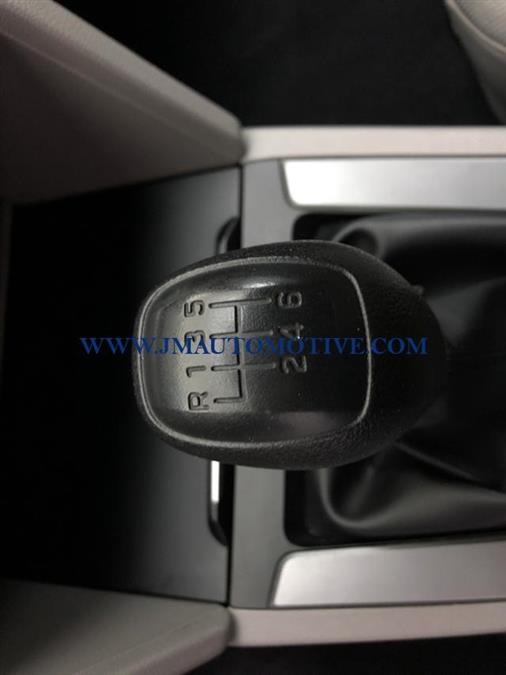 2017 Hyundai Elantra SE 2.0L Manual, available for sale in Naugatuck, Connecticut | J&M Automotive Sls&Svc LLC. Naugatuck, Connecticut 2017 Hyundai Elantra SE 2.0L Manual, available for sale in Naugatuck, Connecticut | J&M Automotive Sls&Svc LLC. Naugatuck, Connecticut