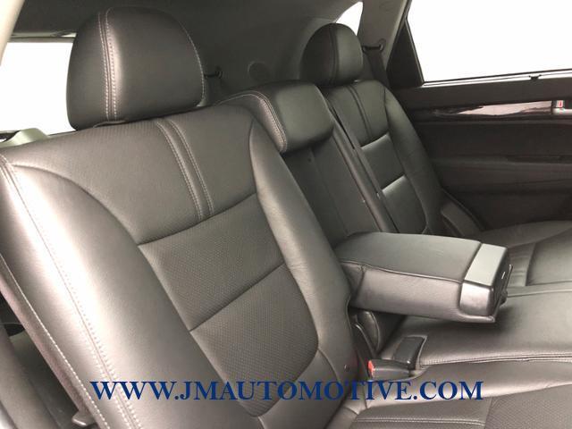 Used Kia Sorento AWD 4dr V6 SX 2015 | J&M Automotive Sls&Svc LLC. Naugatuck, Connecticut Used Kia Sorento AWD 4dr V6 SX 2015 | J&M Automotive Sls&Svc LLC. Naugatuck, Connecticut