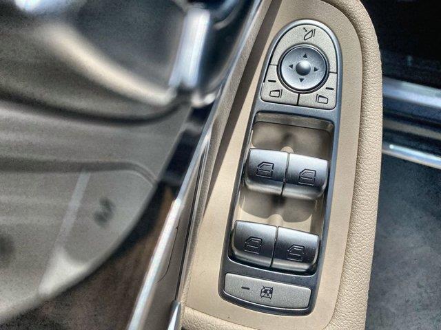 Used Mercedes-benz C-class C 300 2018 | Camy Cars. Great Neck, New York Used Mercedes-benz C-class C 300 2018 | Camy Cars. Great Neck, New York