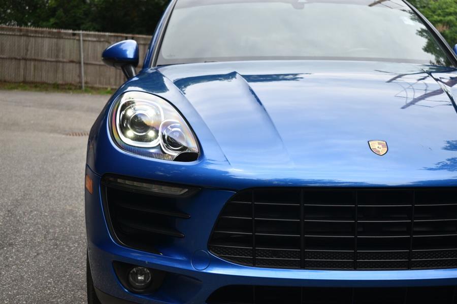 Used Porsche Macan Base AWD 4dr SUV 2017 | Camy Cars. Great Neck, New York Used Porsche Macan Base AWD 4dr SUV 2017 | Camy Cars. Great Neck, New York