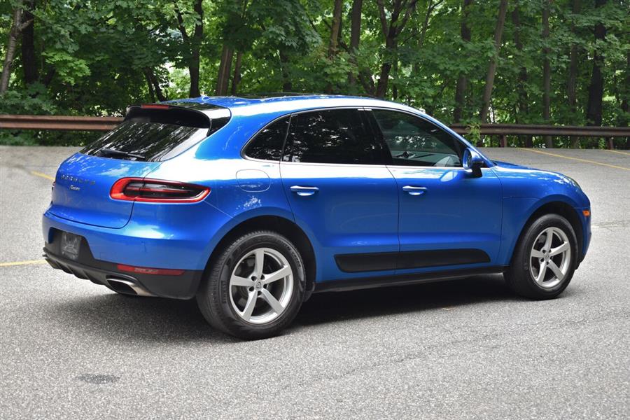 Used Porsche Macan Base AWD 4dr SUV 2017 | Camy Cars. Great Neck, New York Used Porsche Macan Base AWD 4dr SUV 2017 | Camy Cars. Great Neck, New York