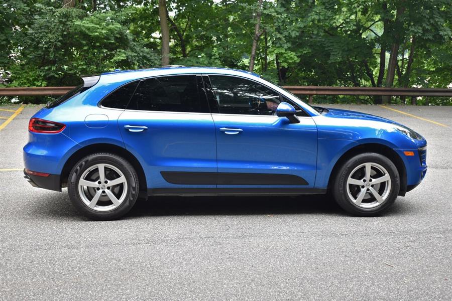 Used Porsche Macan Base AWD 4dr SUV 2017 | Camy Cars. Great Neck, New York Used Porsche Macan Base AWD 4dr SUV 2017 | Camy Cars. Great Neck, New York