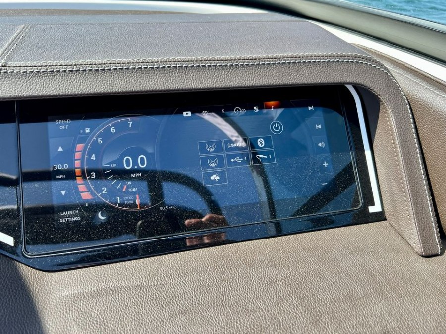 2018 SEA RAY 250 SLX, available for sale in Darien, Wisconsin | Geneva Motor Cars. Darien, Wisconsin 2018 SEA RAY 250 SLX, available for sale in Darien, Wisconsin | Geneva Motor Cars. Darien, Wisconsin