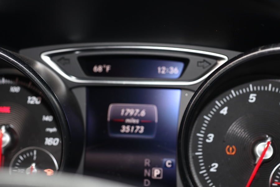 Used Mercedes-Benz GLA GLA 250 4MATIC SUV 2019 | Hillside Auto Mall Inc.. Jamaica, New York Used Mercedes-Benz GLA GLA 250 4MATIC SUV 2019 | Hillside Auto Mall Inc.. Jamaica, New York