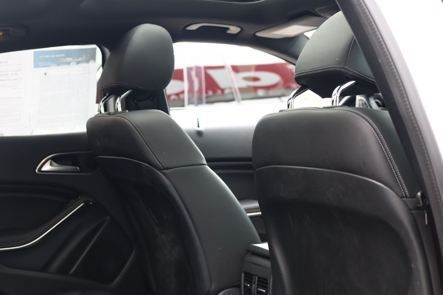 Used Mercedes-Benz GLA GLA 250 4MATIC SUV 2019 | Hillside Auto Mall Inc.. Jamaica, New York Used Mercedes-Benz GLA GLA 250 4MATIC SUV 2019 | Hillside Auto Mall Inc.. Jamaica, New York