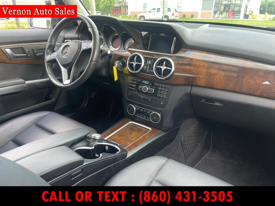 2015 Mercedes-Benz GLK-Class 4MATIC 4dr GLK350, available for sale in Manchester, Connecticut | Vernon Auto Sale & Service. Manchester, Connecticut 2015 Mercedes-Benz GLK-Class 4MATIC 4dr GLK350, available for sale in Manchester, Connecticut | Vernon Auto Sale & Service. Manchester, Connecticut