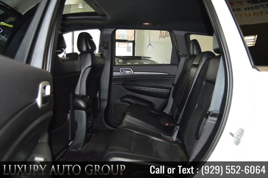 2015 Jeep Grand Cherokee 4WD 4dr Altitude, available for sale in Bronx, New York | Luxury Auto Group. Bronx, New York 2015 Jeep Grand Cherokee 4WD 4dr Altitude, available for sale in Bronx, New York | Luxury Auto Group. Bronx, New York