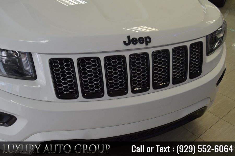 2015 Jeep Grand Cherokee 4WD 4dr Altitude, available for sale in Bronx, New York | Luxury Auto Group. Bronx, New York 2015 Jeep Grand Cherokee 4WD 4dr Altitude, available for sale in Bronx, New York | Luxury Auto Group. Bronx, New York