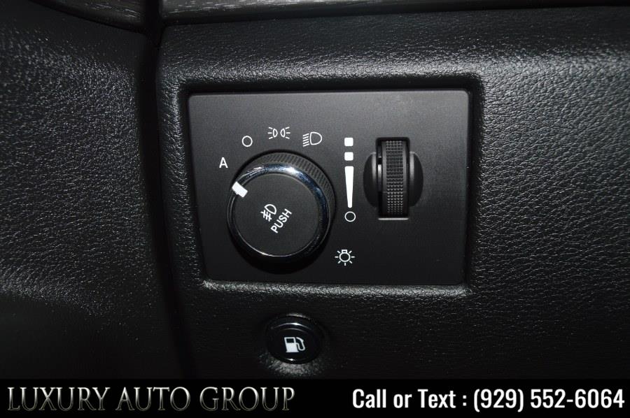 2015 Jeep Grand Cherokee 4WD 4dr Altitude, available for sale in Bronx, New York | Luxury Auto Group. Bronx, New York 2015 Jeep Grand Cherokee 4WD 4dr Altitude, available for sale in Bronx, New York | Luxury Auto Group. Bronx, New York