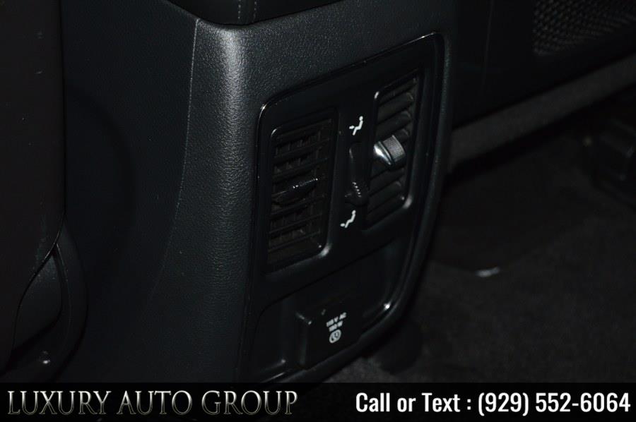2015 Jeep Grand Cherokee 4WD 4dr Altitude, available for sale in Bronx, New York | Luxury Auto Group. Bronx, New York 2015 Jeep Grand Cherokee 4WD 4dr Altitude, available for sale in Bronx, New York | Luxury Auto Group. Bronx, New York