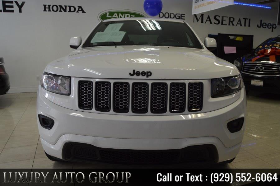 2015 Jeep Grand Cherokee 4WD 4dr Altitude, available for sale in Bronx, New York | Luxury Auto Group. Bronx, New York 2015 Jeep Grand Cherokee 4WD 4dr Altitude, available for sale in Bronx, New York | Luxury Auto Group. Bronx, New York