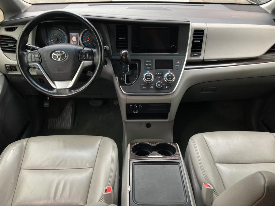 Used Toyota Sienna 5dr 7-Pass Van XLE Premium AWD (Natl) 2016 | Carsbuck Inc.. Brooklyn, New York Used Toyota Sienna 5dr 7-Pass Van XLE Premium AWD (Natl) 2016 | Carsbuck Inc.. Brooklyn, New York