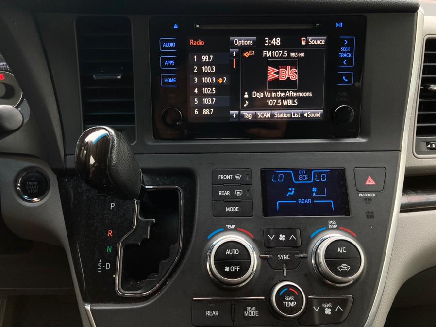 Used Toyota Sienna 5dr 7-Pass Van XLE Premium AWD (Natl) 2016 | Carsbuck Inc.. Brooklyn, New York Used Toyota Sienna 5dr 7-Pass Van XLE Premium AWD (Natl) 2016 | Carsbuck Inc.. Brooklyn, New York
