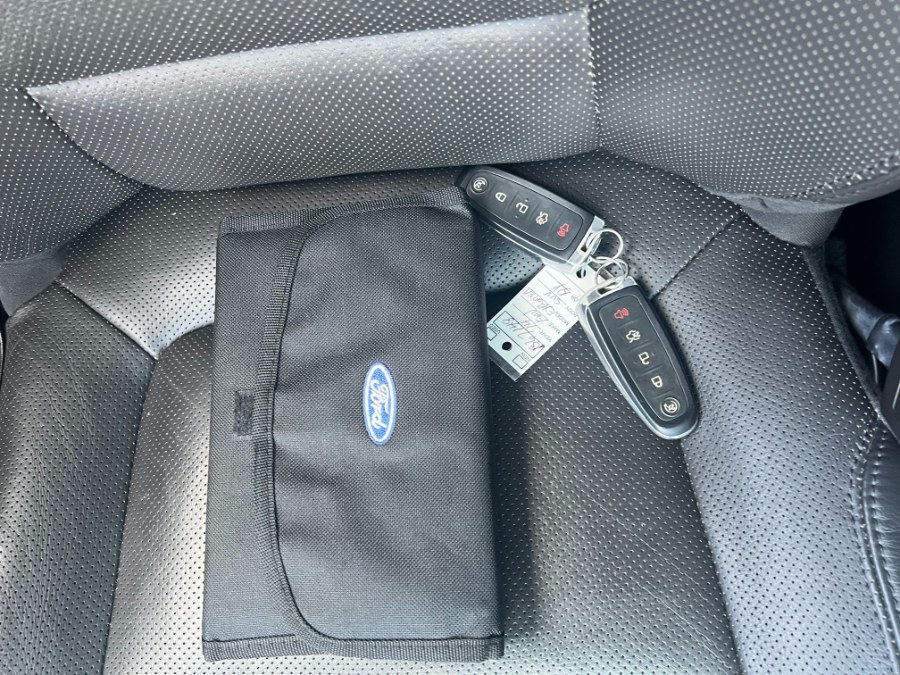 2014 Ford Explorer 4WD 4dr Limited, available for sale in Bristol, Connecticut | Bristol Auto Center LLC. Bristol, Connecticut 2014 Ford Explorer 4WD 4dr Limited, available for sale in Bristol, Connecticut | Bristol Auto Center LLC. Bristol, Connecticut