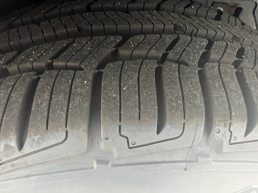 2014 Ford Explorer 4WD 4dr Limited, available for sale in Bristol, Connecticut | Bristol Auto Center LLC. Bristol, Connecticut 2014 Ford Explorer 4WD 4dr Limited, available for sale in Bristol, Connecticut | Bristol Auto Center LLC. Bristol, Connecticut