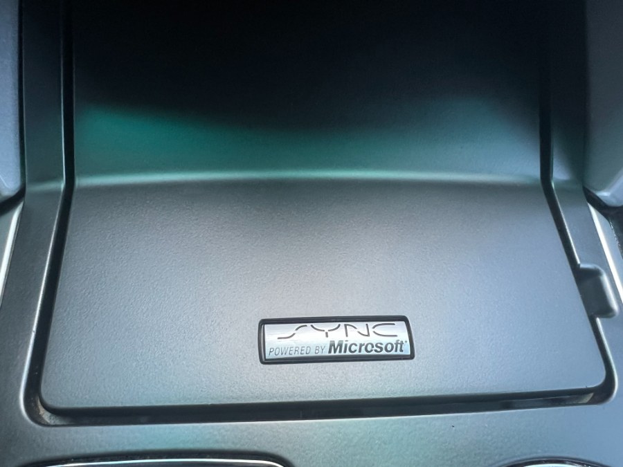 2014 Ford Explorer 4WD 4dr Limited, available for sale in Bristol, Connecticut | Bristol Auto Center LLC. Bristol, Connecticut 2014 Ford Explorer 4WD 4dr Limited, available for sale in Bristol, Connecticut | Bristol Auto Center LLC. Bristol, Connecticut