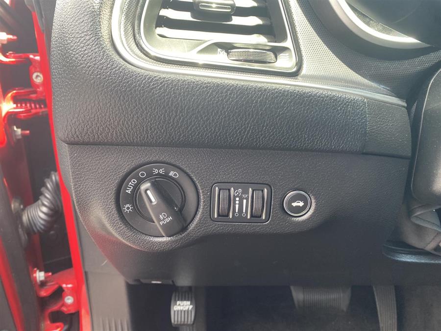 Used Dodge Challenger 2dr Cpe SRT 392 2016 | Sunrise Auto Outlet. Amityville, New York Used Dodge Challenger 2dr Cpe SRT 392 2016 | Sunrise Auto Outlet. Amityville, New York