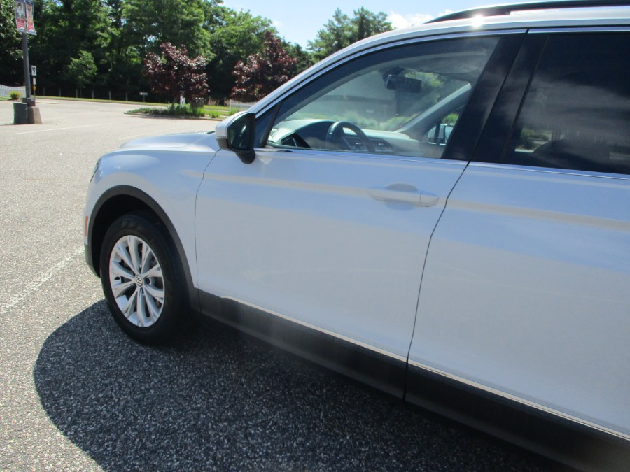 2018 Volkswagen Tiguan 2.0T SE 4MOTION, available for sale in Massapequa, New York | South Shore Auto Brokers & Sales. Massapequa, New York 2018 Volkswagen Tiguan 2.0T SE 4MOTION, available for sale in Massapequa, New York | South Shore Auto Brokers & Sales. Massapequa, New York