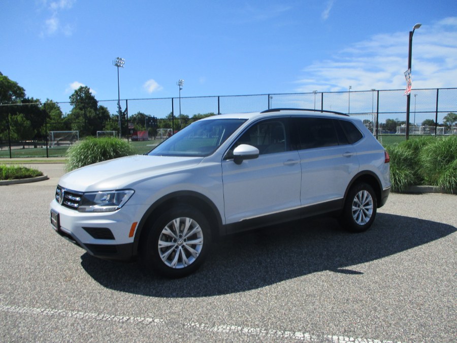 2018 Volkswagen Tiguan 2.0T SE 4MOTION, available for sale in Massapequa, New York | South Shore Auto Brokers & Sales. Massapequa, New York 2018 Volkswagen Tiguan 2.0T SE 4MOTION, available for sale in Massapequa, New York | South Shore Auto Brokers & Sales. Massapequa, New York