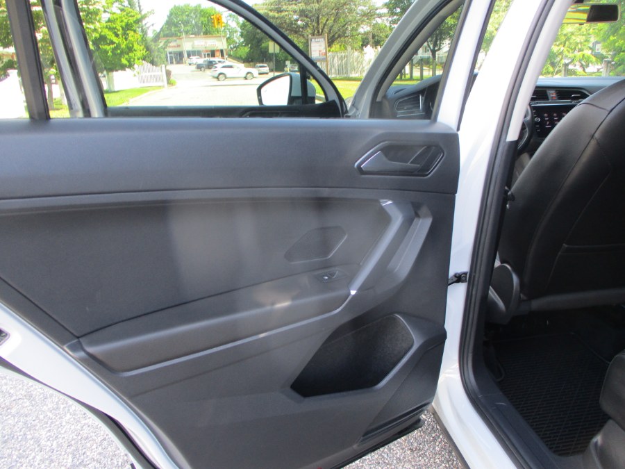 2018 Volkswagen Tiguan 2.0T SE 4MOTION, available for sale in Massapequa, New York | South Shore Auto Brokers & Sales. Massapequa, New York 2018 Volkswagen Tiguan 2.0T SE 4MOTION, available for sale in Massapequa, New York | South Shore Auto Brokers & Sales. Massapequa, New York