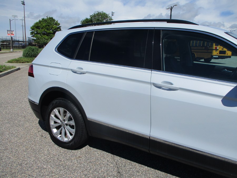2018 Volkswagen Tiguan 2.0T SE 4MOTION, available for sale in Massapequa, New York | South Shore Auto Brokers & Sales. Massapequa, New York 2018 Volkswagen Tiguan 2.0T SE 4MOTION, available for sale in Massapequa, New York | South Shore Auto Brokers & Sales. Massapequa, New York