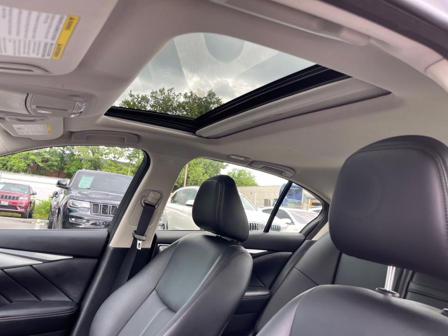 Used INFINITI Q50 3.0t Signature Edition AWD 2019 | European Auto Expo. Lodi, New Jersey Used INFINITI Q50 3.0t Signature Edition AWD 2019 | European Auto Expo. Lodi, New Jersey