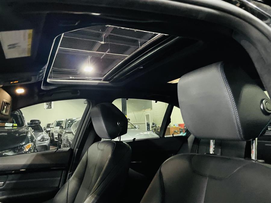 Used BMW 3 Series 340i xDrive Sedan 2017 | Northshore Motors. Syosset , New York Used BMW 3 Series 340i xDrive Sedan 2017 | Northshore Motors. Syosset , New York