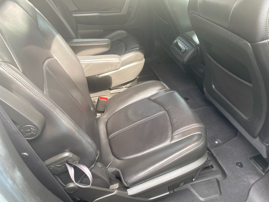 Used GMC Acadia AWD 4dr SLT1 2012 | Middle Village Motors . Middle Village, New York Used GMC Acadia AWD 4dr SLT1 2012 | Middle Village Motors . Middle Village, New York