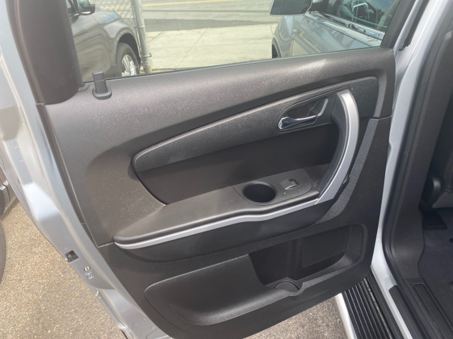 Used GMC Acadia AWD 4dr SLT1 2012 | Middle Village Motors . Middle Village, New York Used GMC Acadia AWD 4dr SLT1 2012 | Middle Village Motors . Middle Village, New York