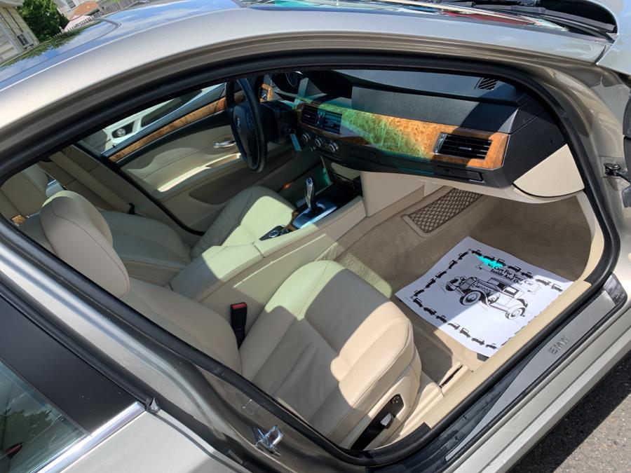 2009 BMW 5 Series 4dr Sdn 535i xDrive AWD, available for sale in Springfield, Massachusetts | Absolute Motors Inc. Springfield, Massachusetts 2009 BMW 5 Series 4dr Sdn 535i xDrive AWD, available for sale in Springfield, Massachusetts | Absolute Motors Inc. Springfield, Massachusetts